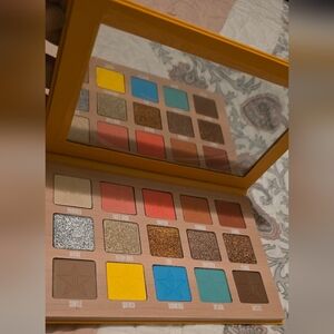 Jeffree Star Thirsty Eyeshadow Palette